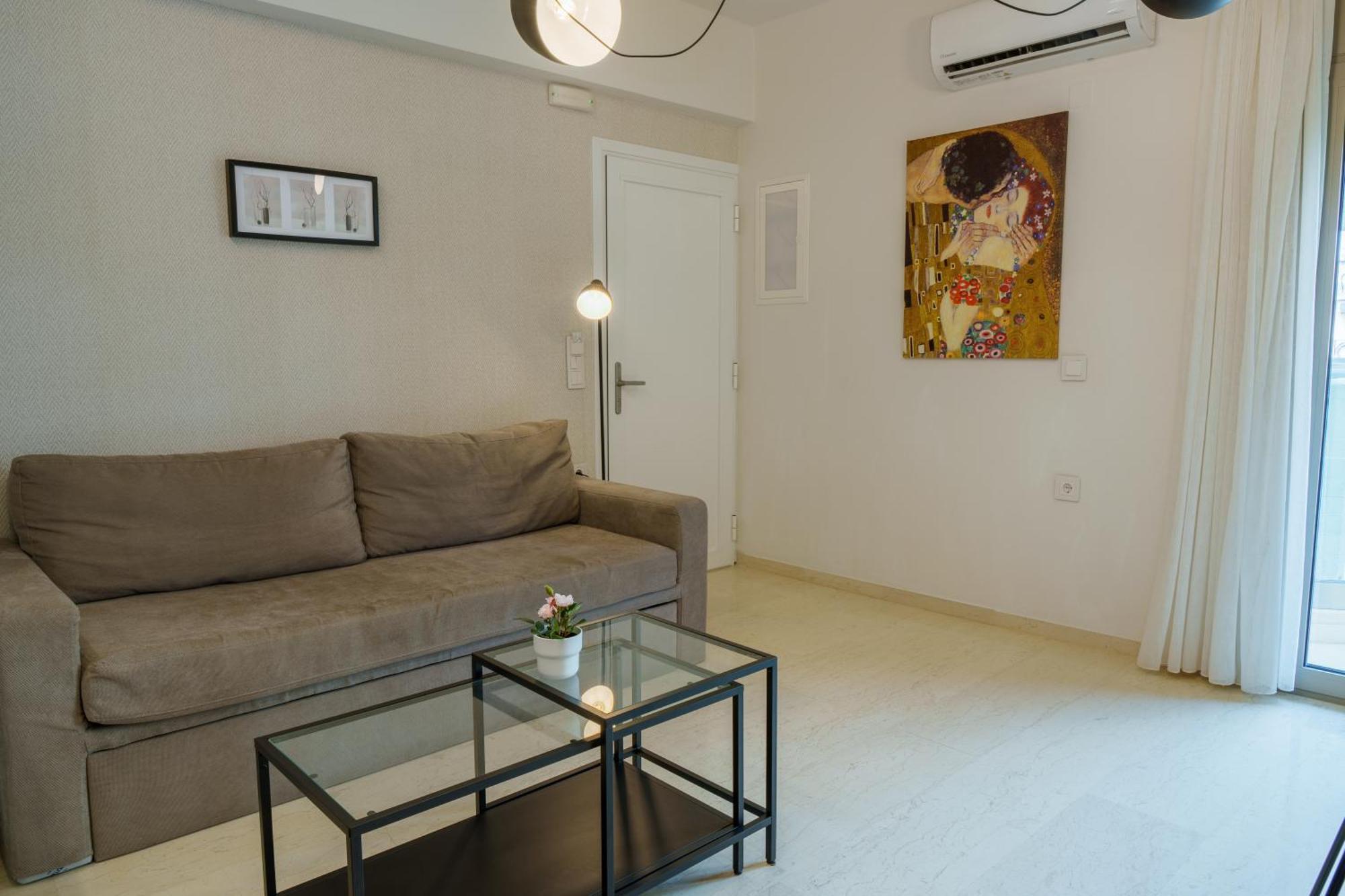 Notos Boutique Apartments Heraklion  Bagian luar foto