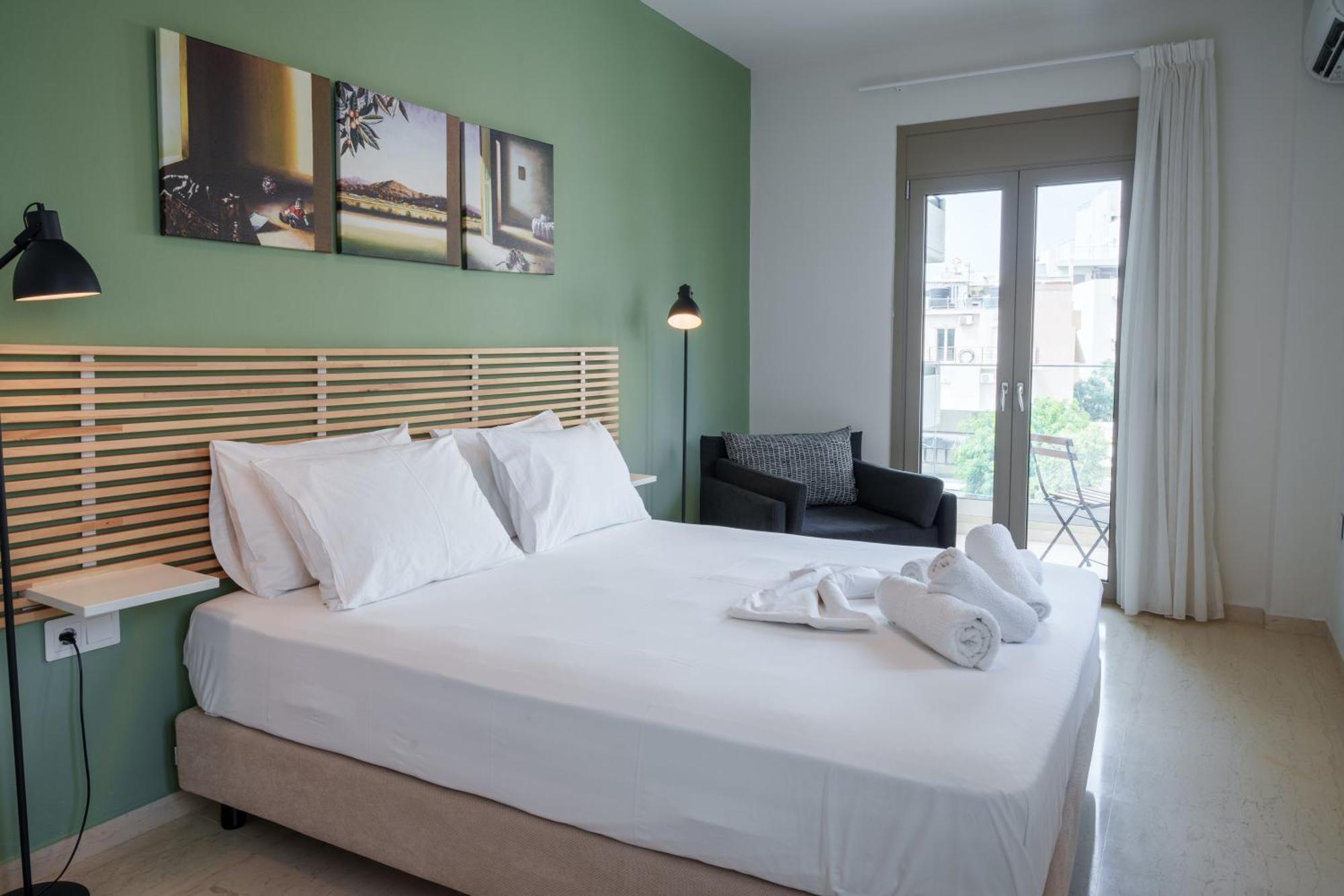 Notos Boutique Apartments Heraklion  Bagian luar foto