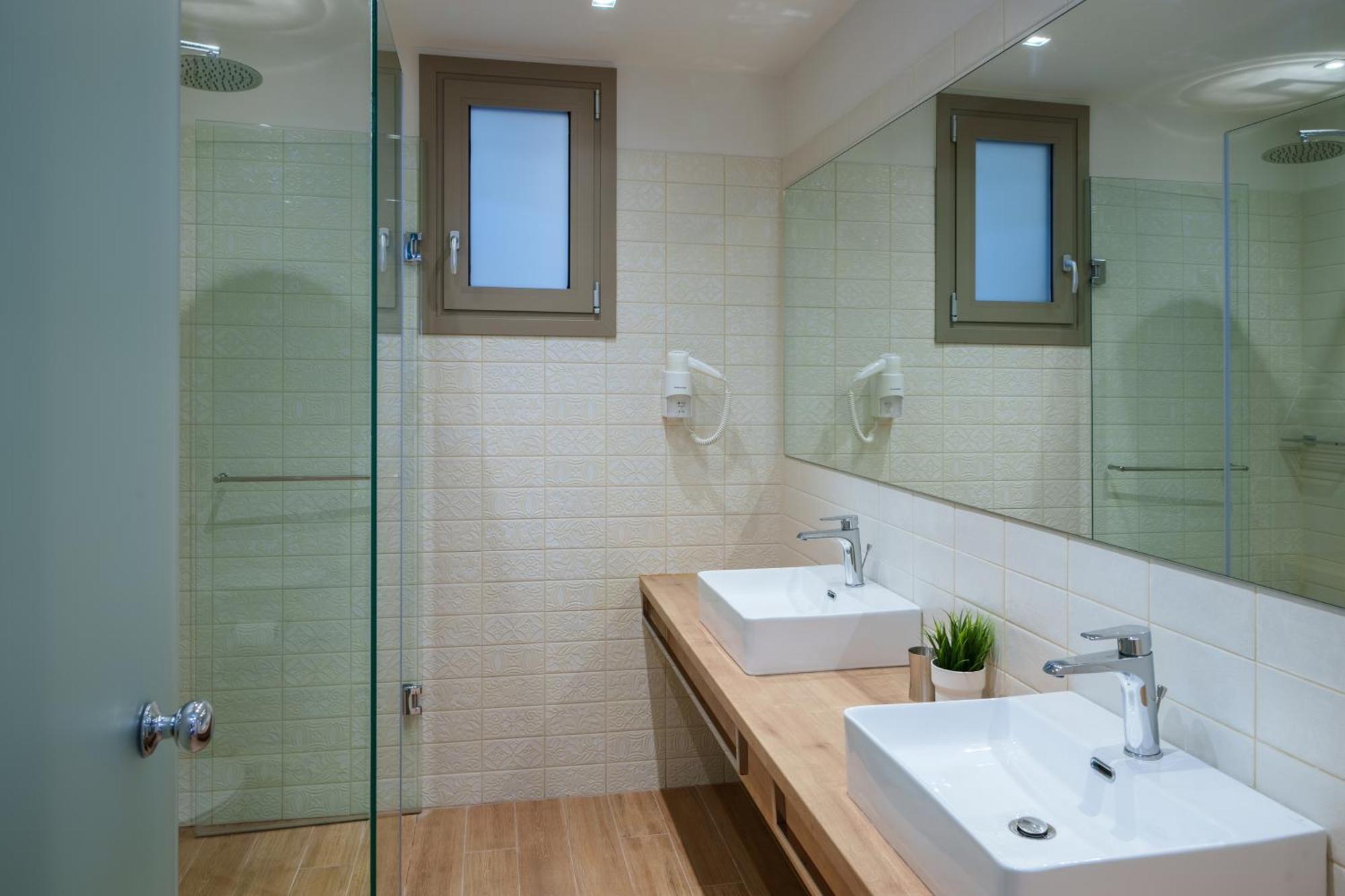 Notos Boutique Apartments Heraklion  Bagian luar foto